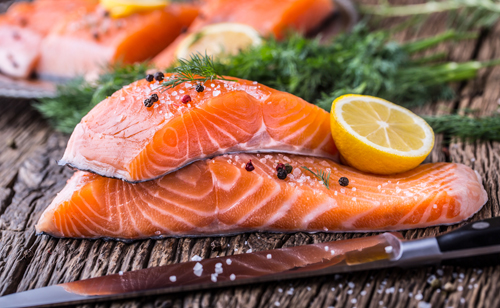 полезные продукты для желудка и кишечника жирная рыба