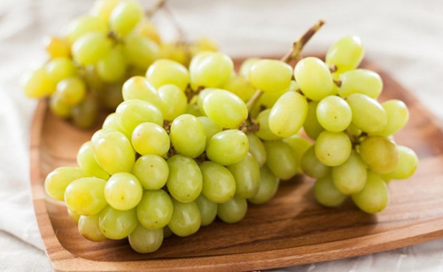 можно ли есть белый виноград на диете